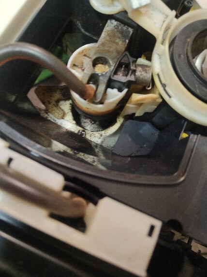 Gruntowne czyszczenie ekspresów do kawy (SPA dla ekspresu do kawy)